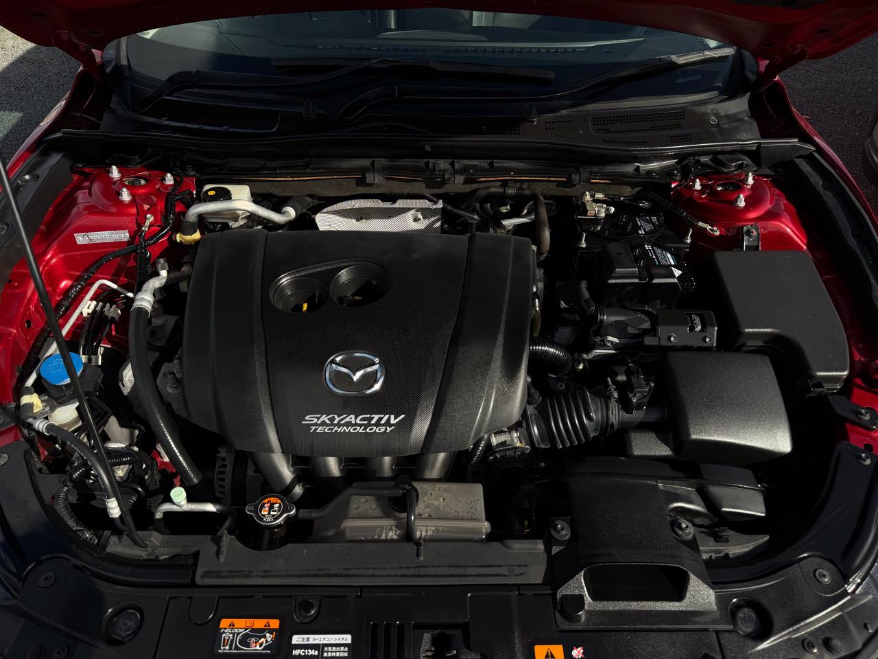 2014 Mazda Axela