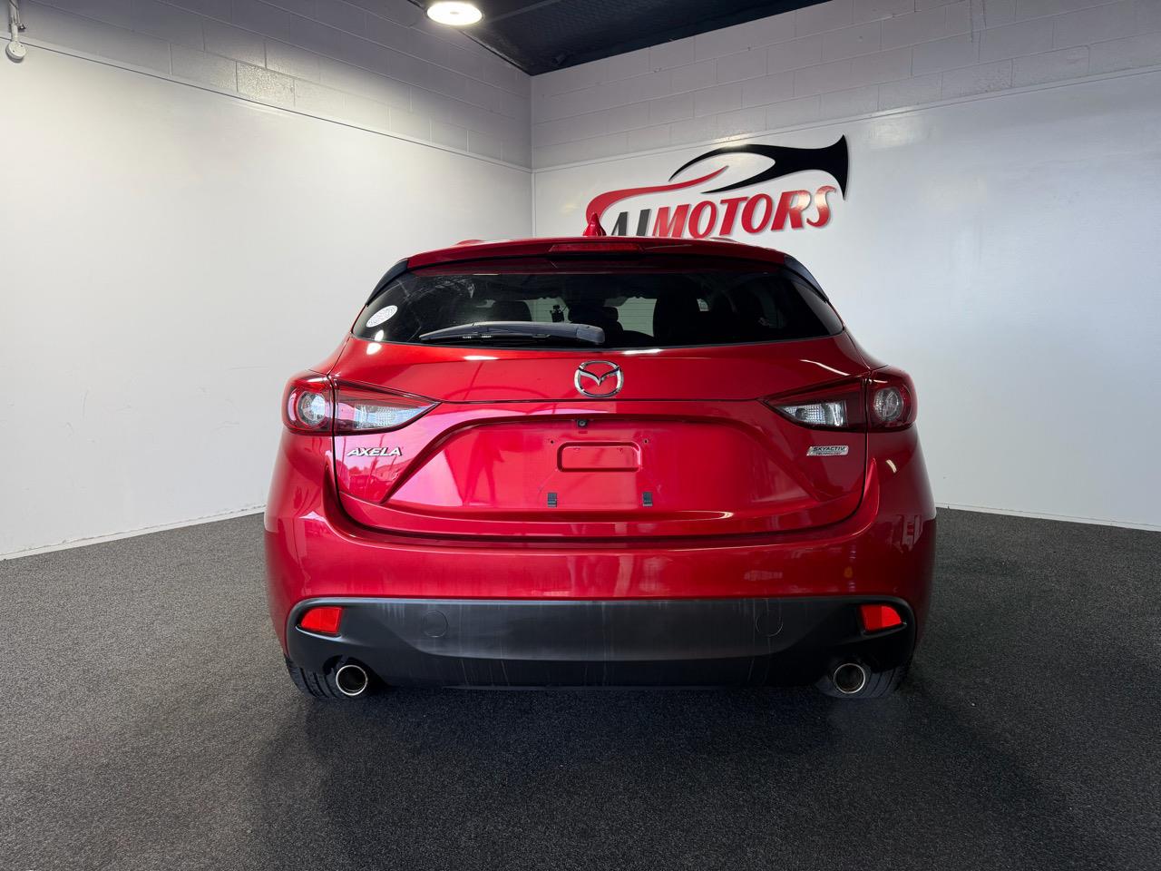 2014 Mazda Axela