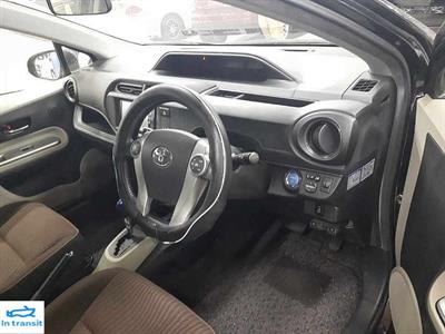 2013 Toyota Aqua - Thumbnail