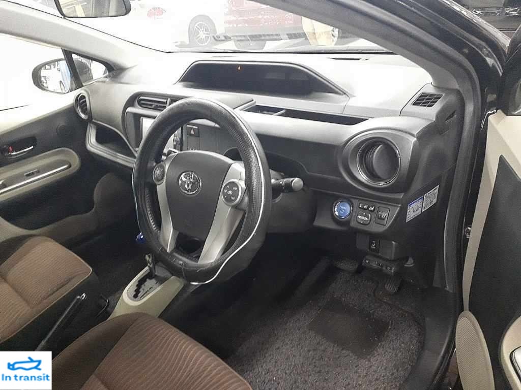 2013 Toyota Aqua