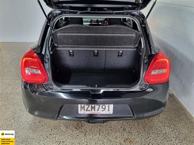 2020 Suzuki Swift - Thumbnail