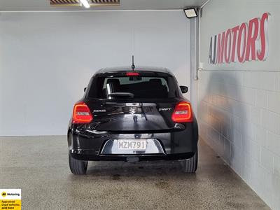 2020 Suzuki Swift - Thumbnail