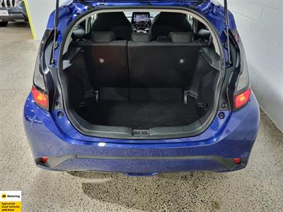 2022 Toyota Aqua - Thumbnail