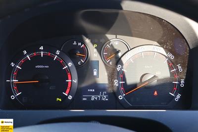 2013 Toyota Vellfire - Thumbnail
