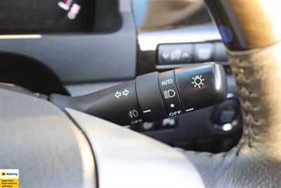 2013 Toyota Vellfire - Thumbnail