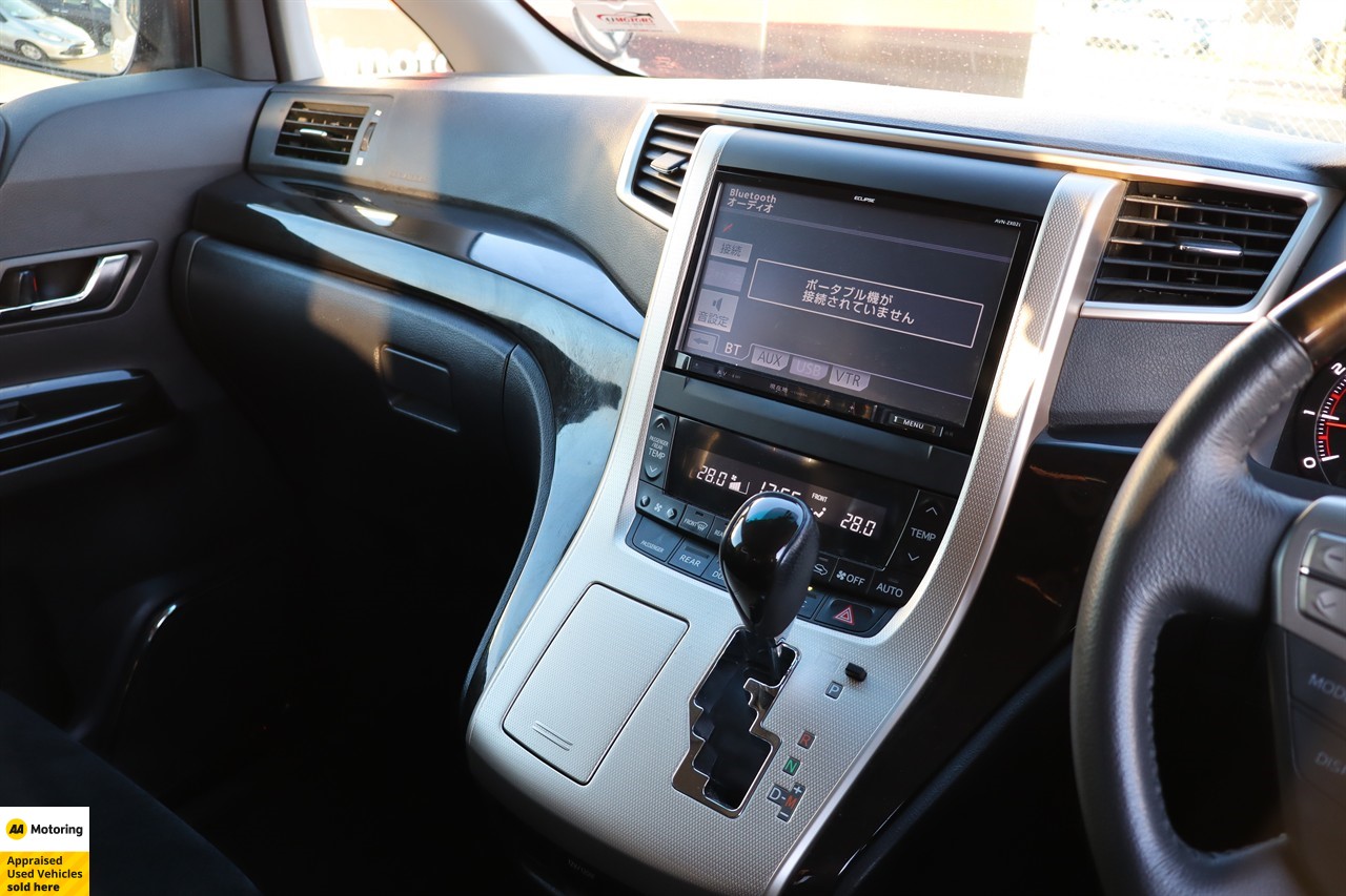 2013 Toyota Vellfire