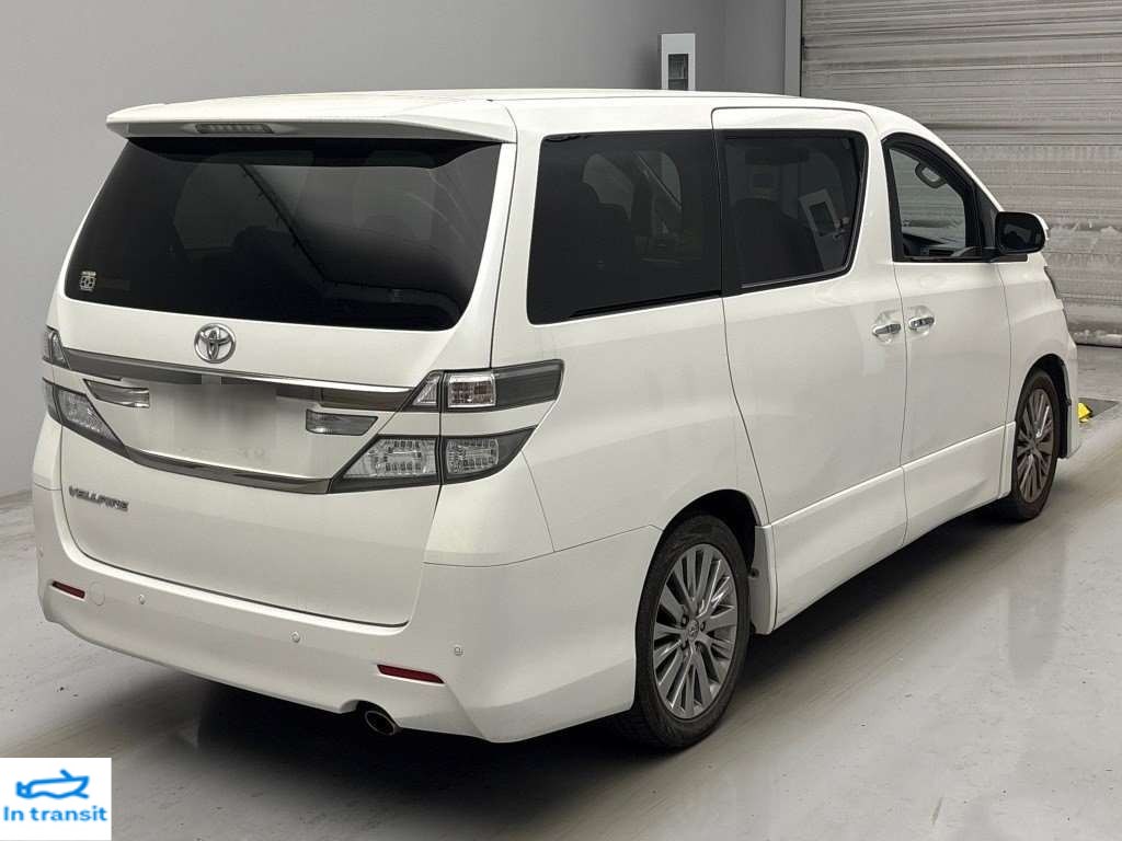 2013 Toyota Vellfire