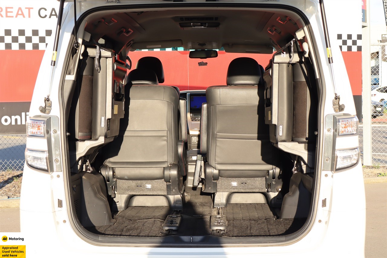 2013 Toyota Vellfire