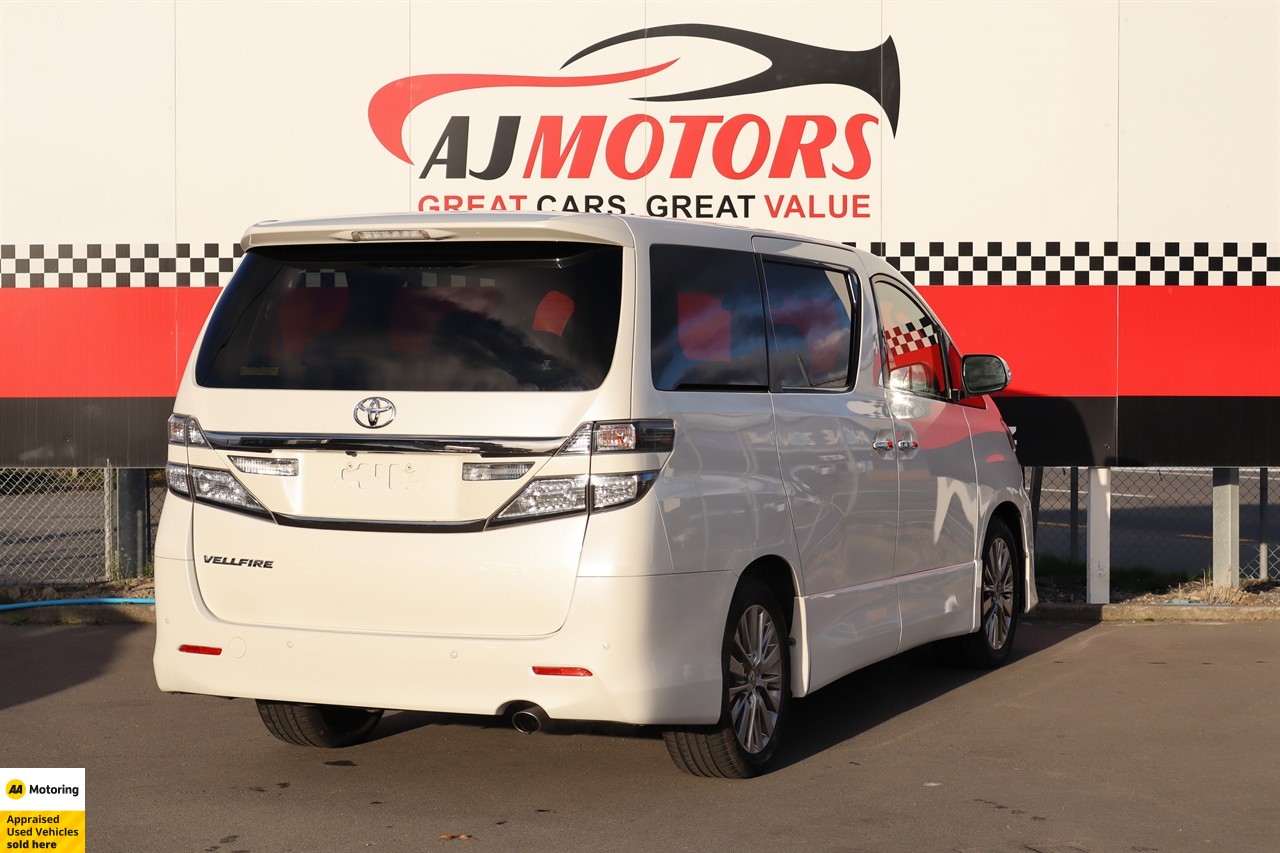 2013 Toyota Vellfire