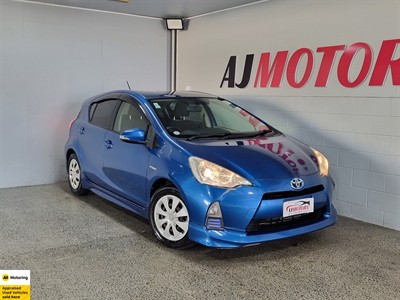 2013 Toyota Aqua - Thumbnail