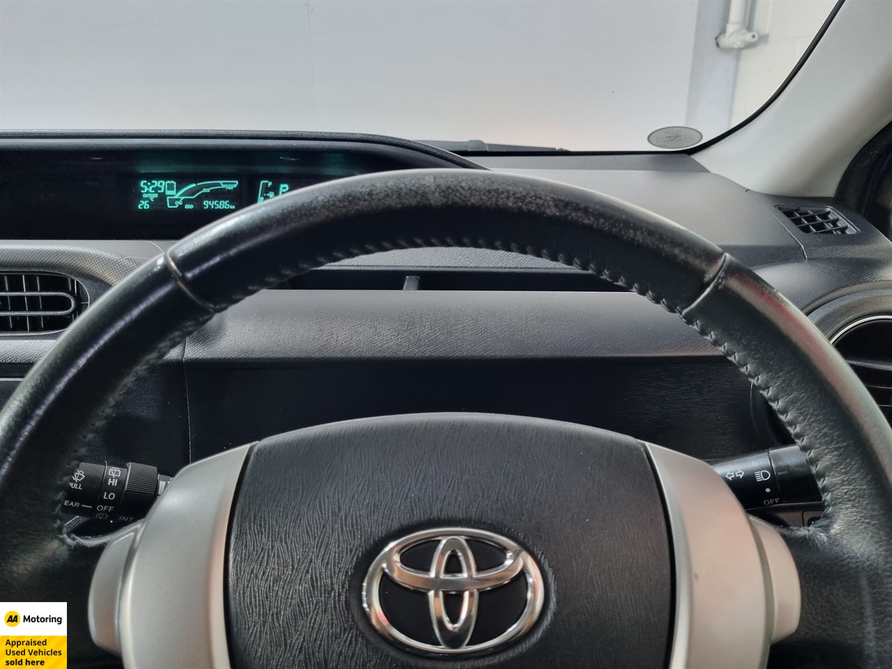 2013 Toyota Aqua