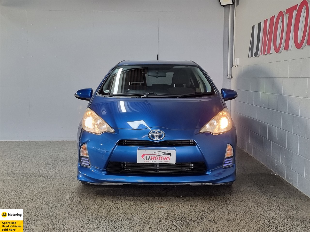 2013 Toyota Aqua