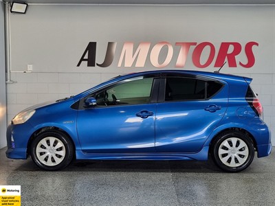 2013 Toyota Aqua - Thumbnail