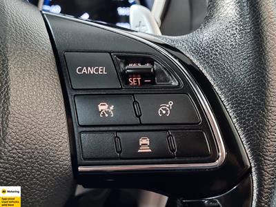 2022 Mitsubishi Eclipse Cross - Thumbnail