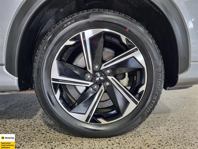 2022 Mitsubishi Eclipse Cross - Thumbnail