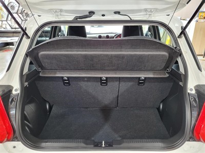 2022 Suzuki Swift - Thumbnail