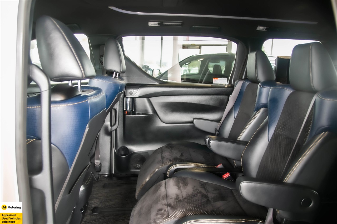 2017 Toyota Vellfire