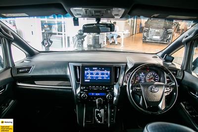 2017 Toyota Vellfire - Thumbnail
