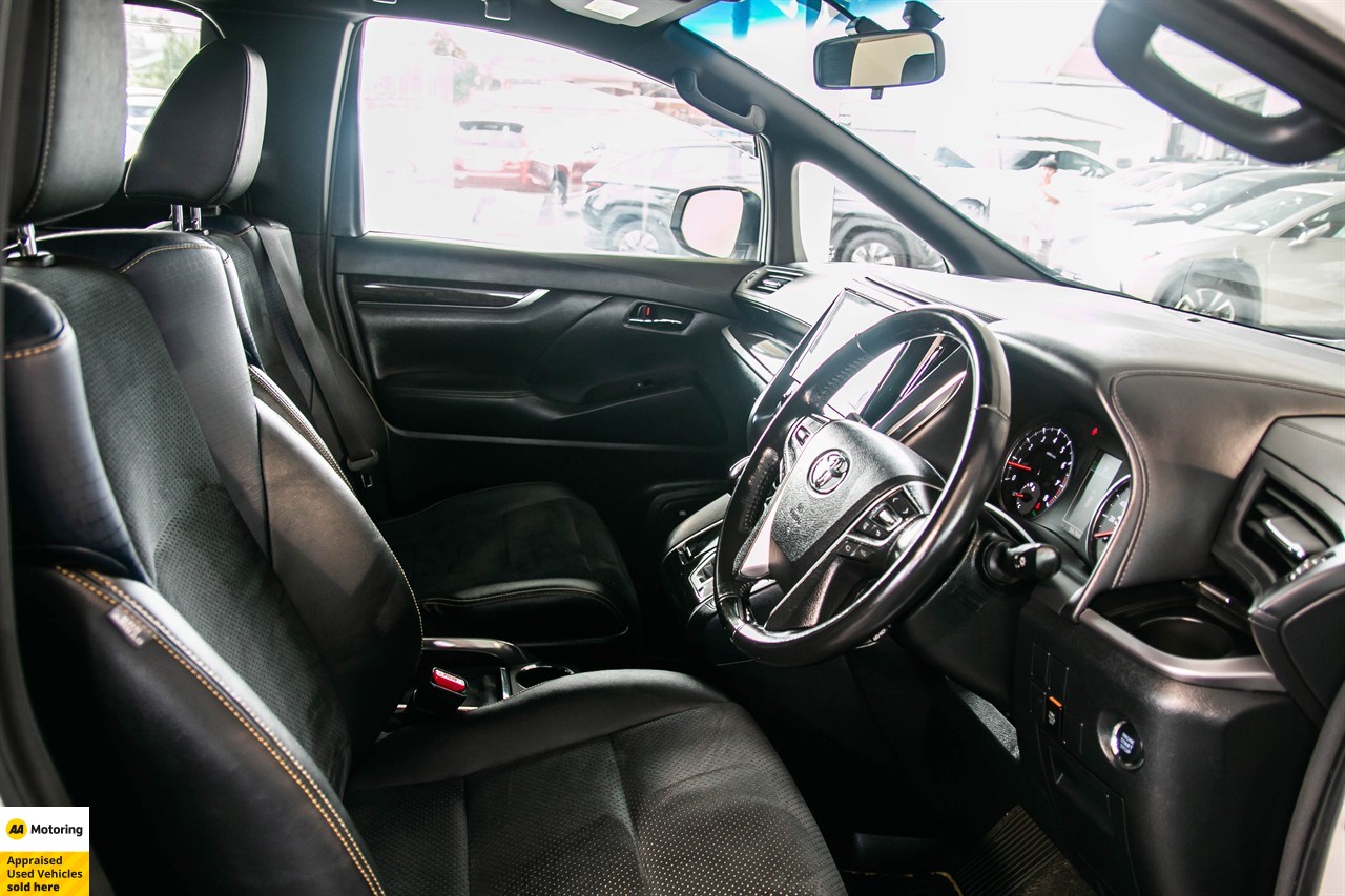 2017 Toyota Vellfire