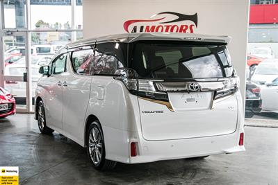 2017 Toyota Vellfire - Thumbnail