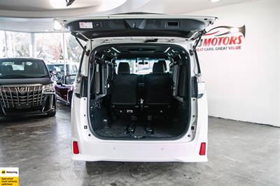 2017 Toyota Vellfire - Thumbnail
