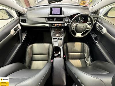 2013 Lexus CT 200h - Thumbnail