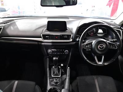 2017 Mazda Axela - Thumbnail