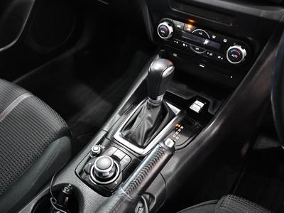 2017 Mazda Axela - Thumbnail