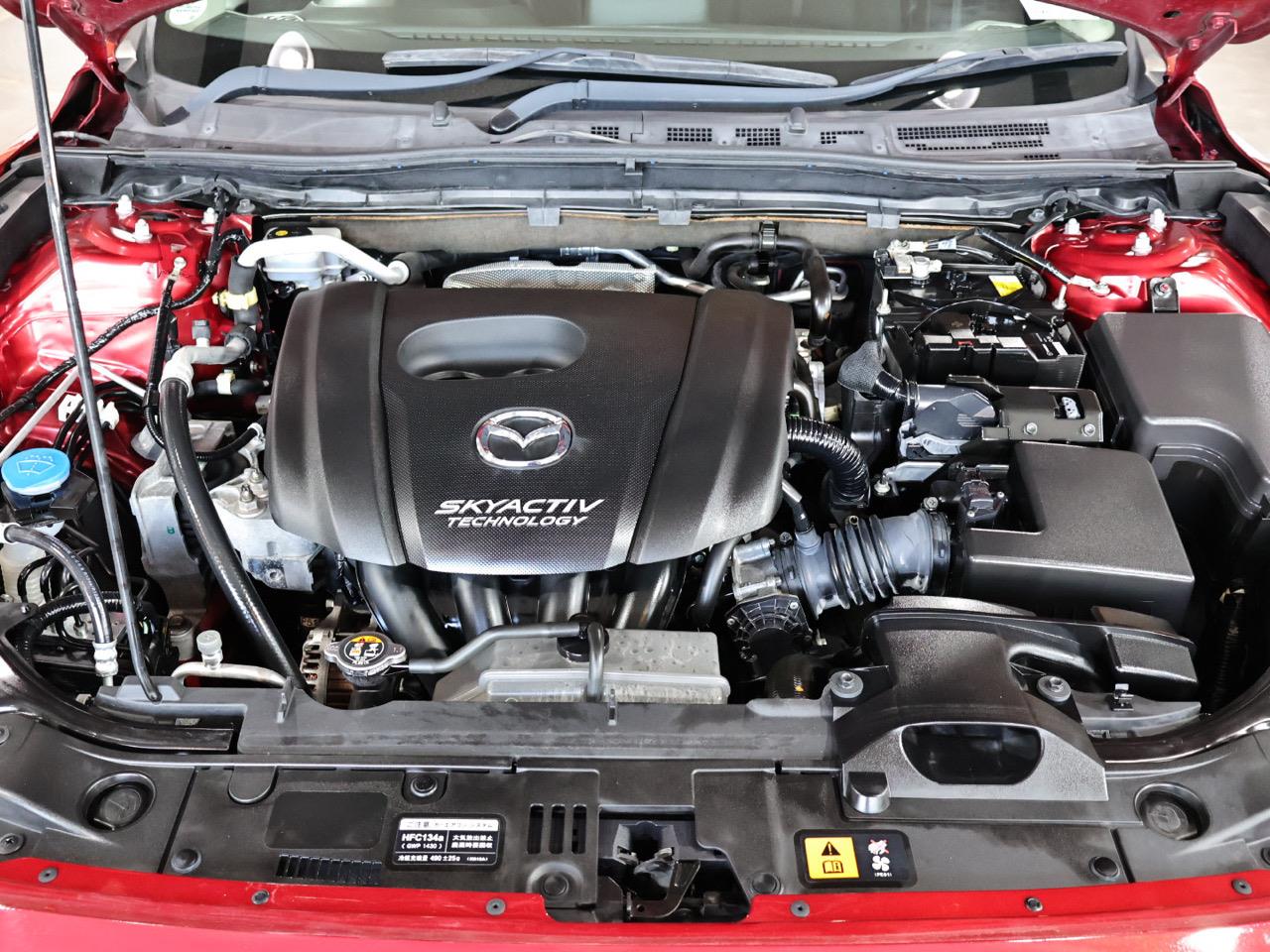 2017 Mazda Axela