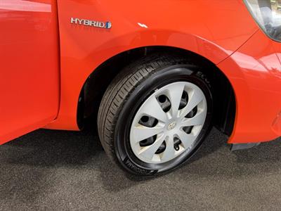 2012 Toyota Aqua - Thumbnail