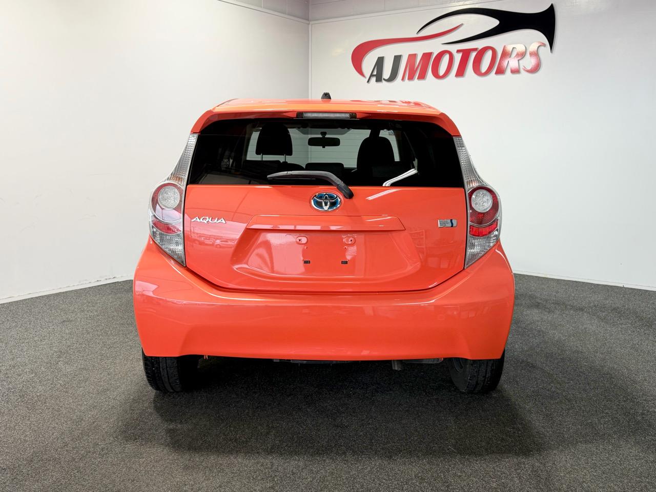 2012 Toyota Aqua
