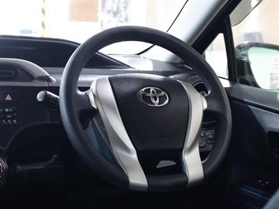 2014 Toyota Aqua - Thumbnail
