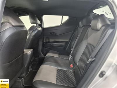2020 Toyota C-HR - Thumbnail