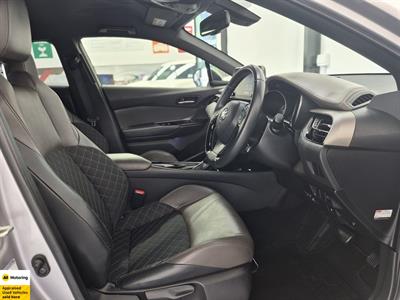 2020 Toyota C-HR - Thumbnail