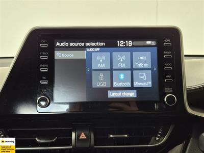 2020 Toyota C-HR - Thumbnail