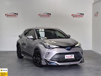 2020 Toyota C-HR - Thumbnail