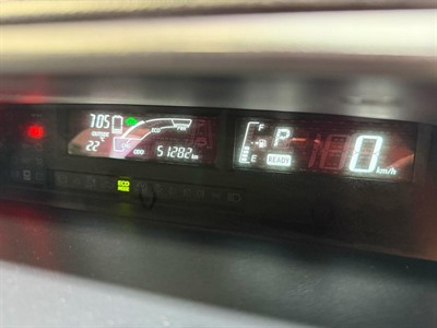 2017 Toyota Aqua - Thumbnail