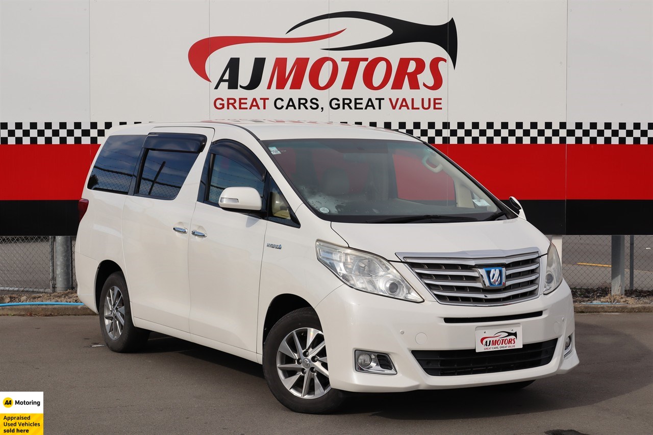 2013 Toyota Alphard