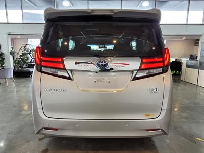 2017 Toyota Alphard - Thumbnail