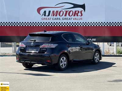 2015 Lexus CT - Thumbnail