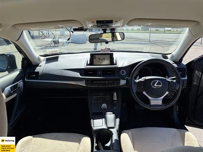 2015 Lexus CT - Thumbnail