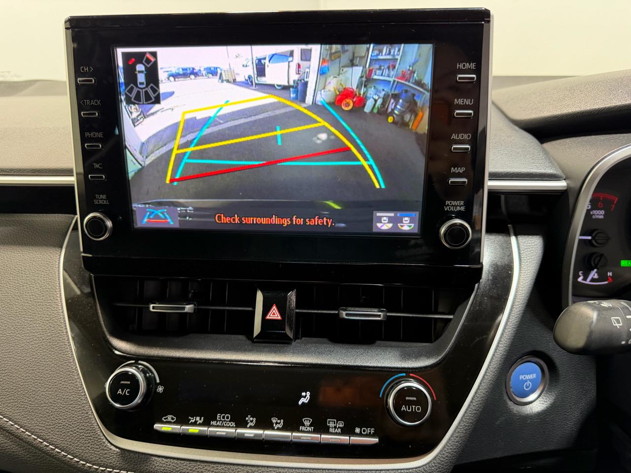 2019 Toyota COROLLA TOURING