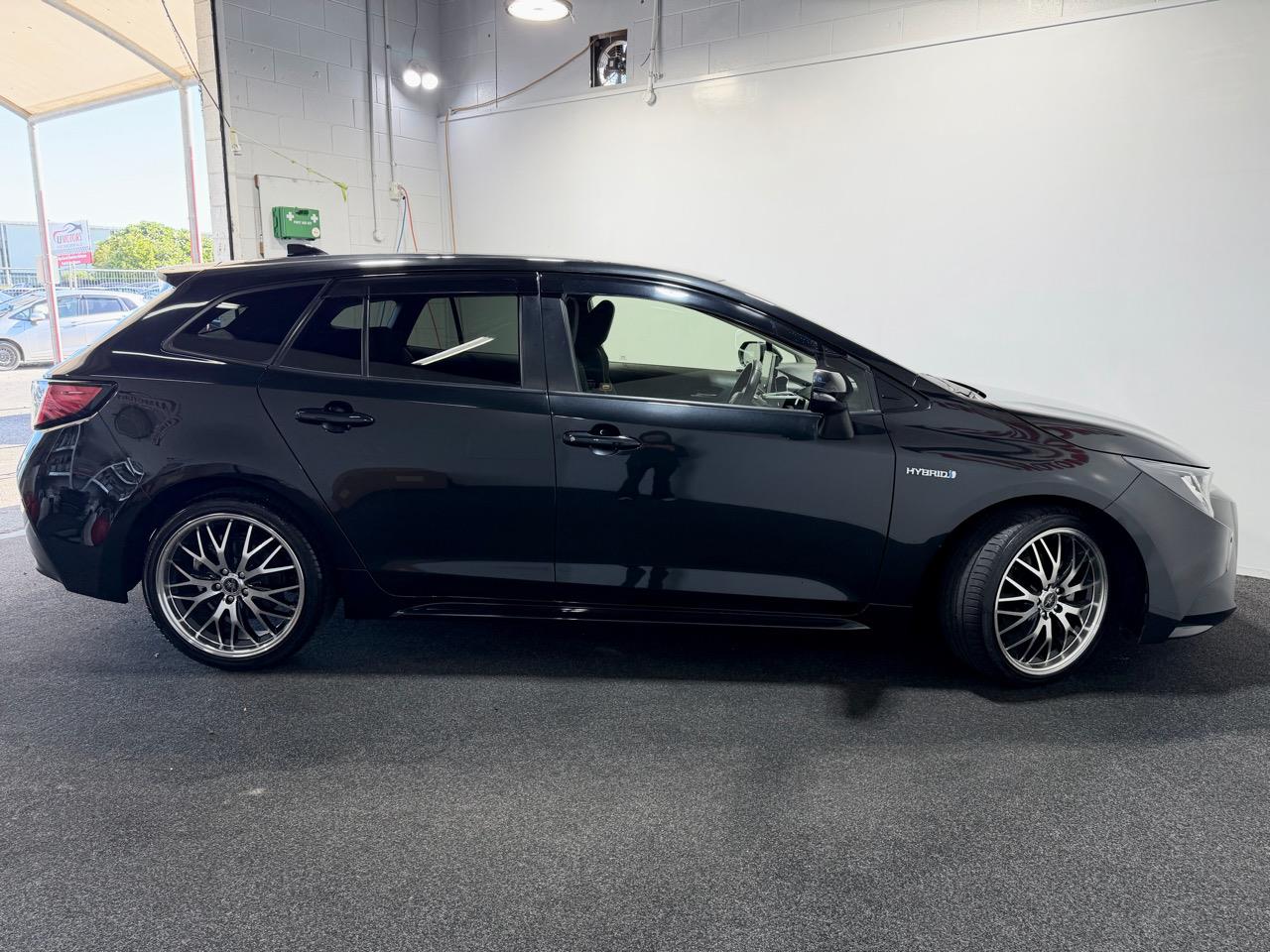 2019 Toyota COROLLA TOURING