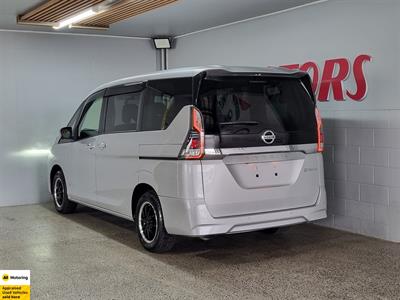 2020 Nissan Serena - Thumbnail