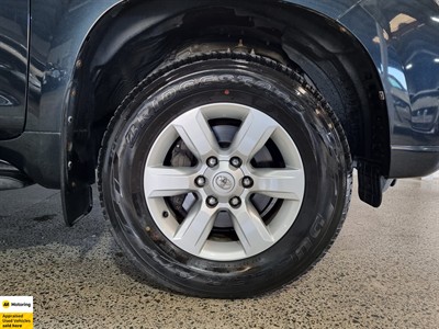 2016 Toyota Land Cruiser Prado - Thumbnail