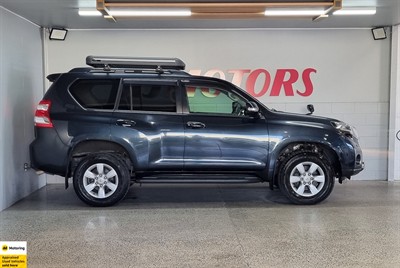 2016 Toyota Land Cruiser Prado - Thumbnail