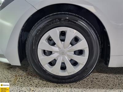 2020 Toyota Corolla - Thumbnail