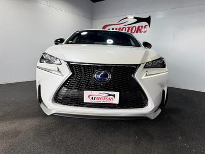 2015 Lexus NX 300h - Thumbnail