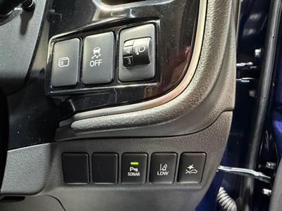 2020 Mitsubishi Outlander - Thumbnail