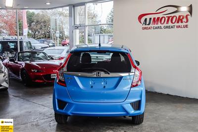 2015 Honda Fit - Thumbnail